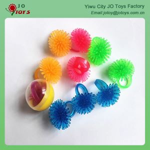 Förderung 3,2 cm stacheligen Childrens Fingerring für Kapsel Spielzeug
