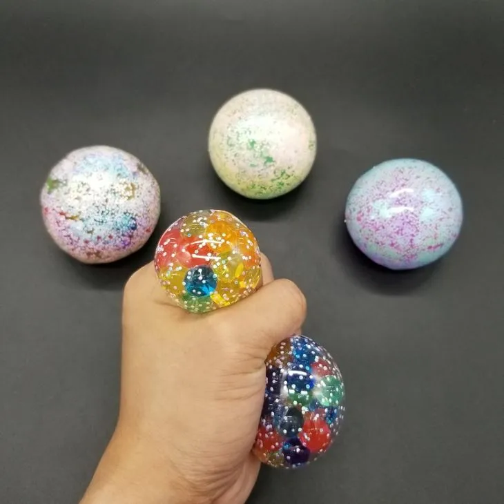 Squeeze Beads Ball With Glitter